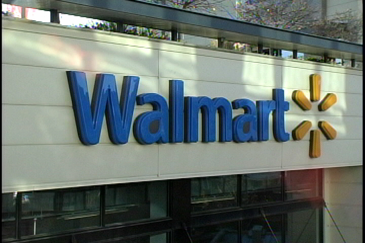 Walmart security guard stabbed while trying to apprehend suspected shoplifter