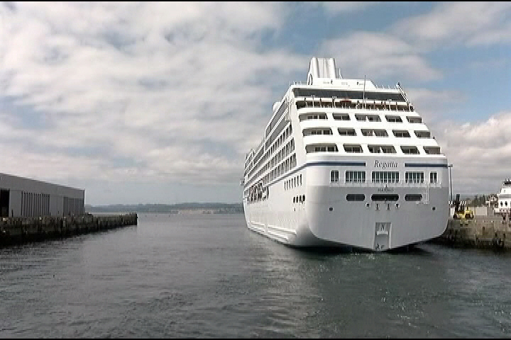 Victoria sets course to be a cruise ship home port