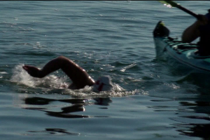 Record swims across Juan De Fuca Strait for two Victoria women