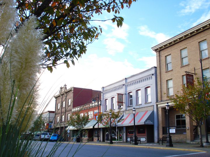 Historic First Avenue in Ladysmith wins national Great Street title