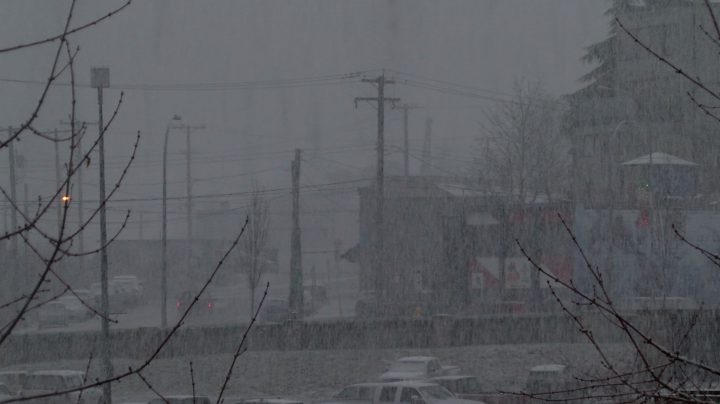 Wet snow possible over east and inland Vancouver Island Friday night