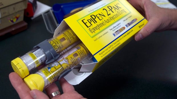 Shortage of one size of EpiPen in Canada due to manufacturing disruption