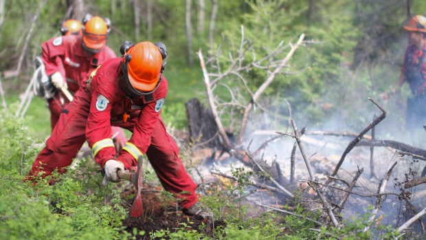 Crews fighting wildfire near Nanaimo Lakes