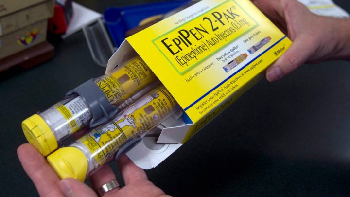 Health minister moves to make U.S. EpiPen alternative available in Canada