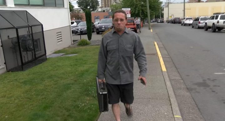 Nanaimo trial delayed after accused dangerous driver fires lawyer