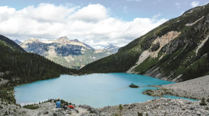 B.C.'s North Shore Search and Rescue concerned with commercial guided weed hikes