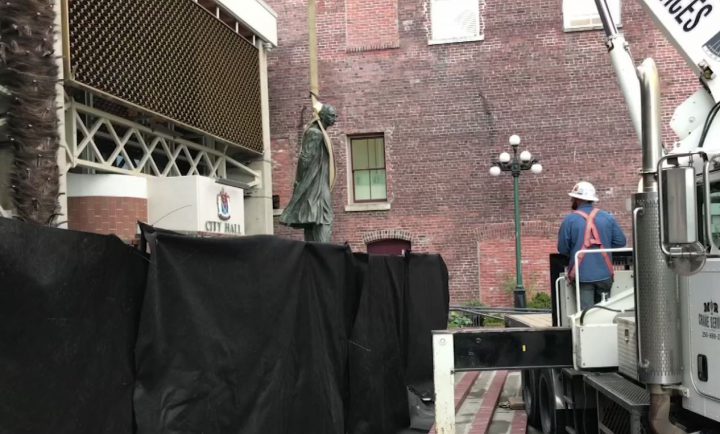 Ontario government wants to acquire removed John A. Macdonald statue from Victoria