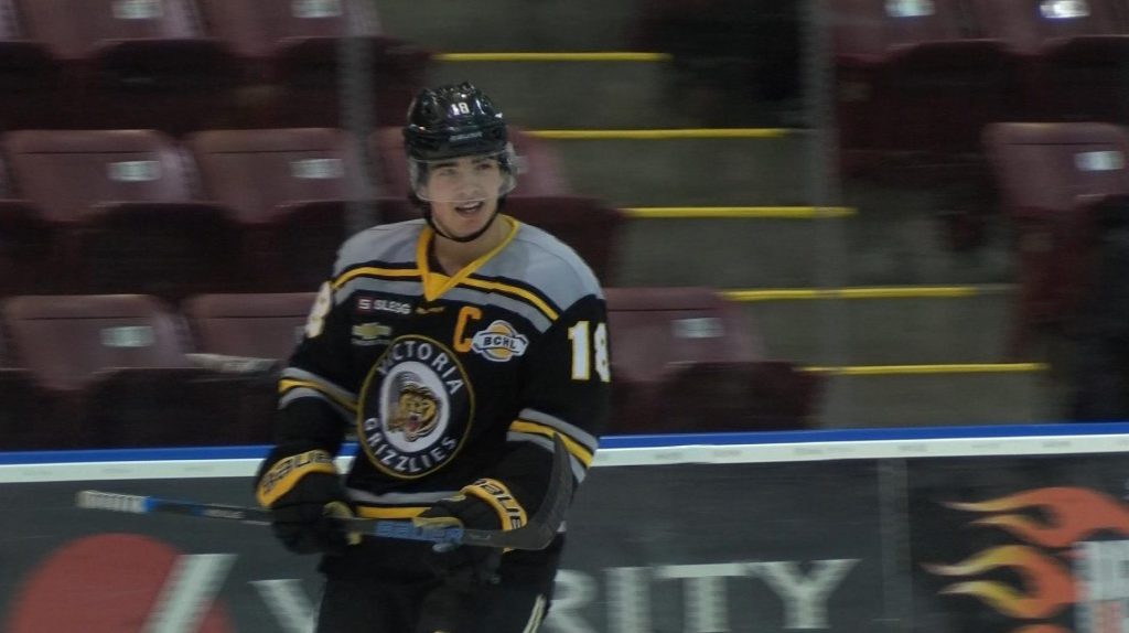 Alex Newhook's hat trick paces the Victoria Grizzlies to a win over Merritt