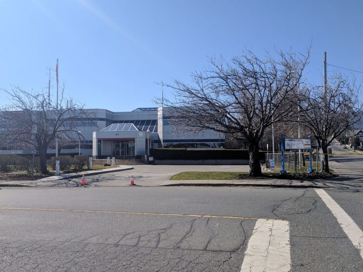 Road closures lifted, Nanaimo RCMP detachment still closed to public after suspicious packages found