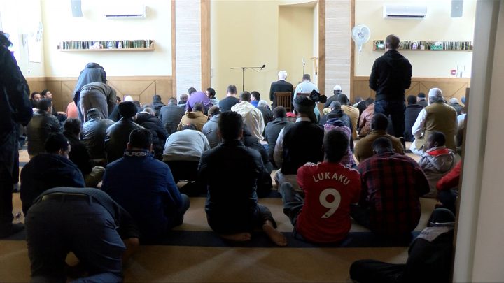 Victoria mosque hosts workshop for Muslim community following New Zealand attacks