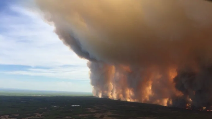 More BC crews heading to Alberta as wildfires rage