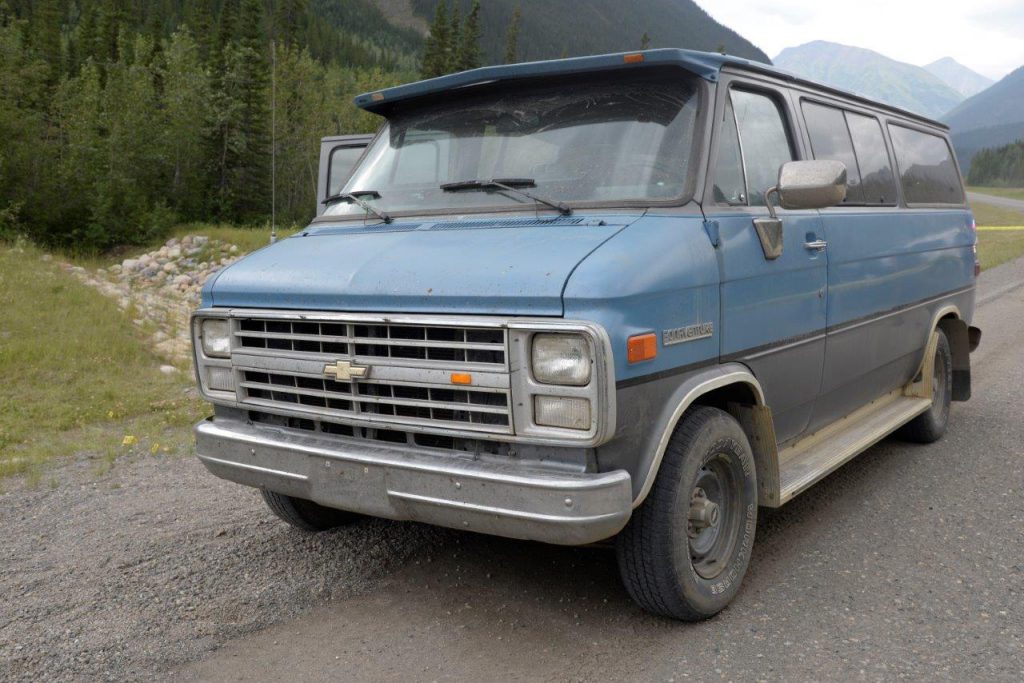 The 1986 Chevrolet van with Alberta licence plates that was located near the homicide scene. (RCMP)