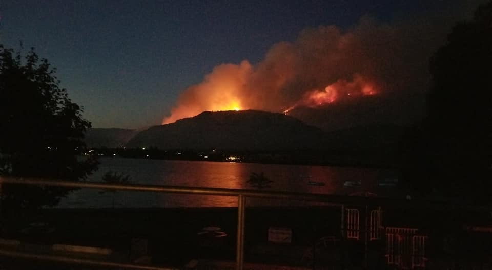 Jail now under evacuation alert as stubborn southern Okanagan wildfire continues to grow