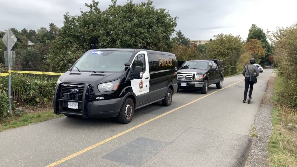 Search continues for suspect in stabbing on Galloping Goose Trail