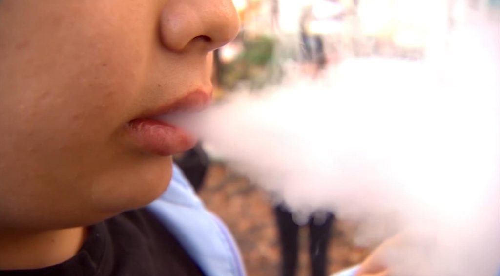 B.C. government introduces vaping regulations to limit youth use