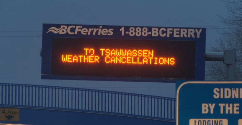 BC Ferries to resume sailings Friday afternoon as wind warnings cancelled