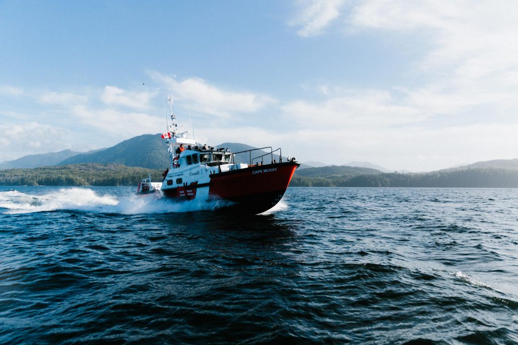 Canadian, U.S. coast guards searching for downed plane near Port Angeles