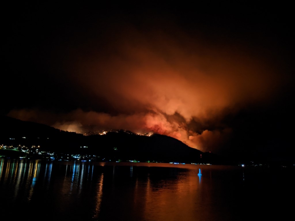 Hundreds evacuated, thousands on notice as wildfire flares in Okanagan