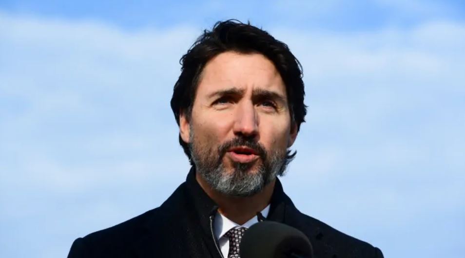 Canada will need 75 per cent vaccination before U.S. border reopens, Trudeau suggests