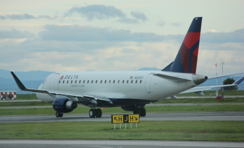 Delta will charge unvaccinated employees $200 per month