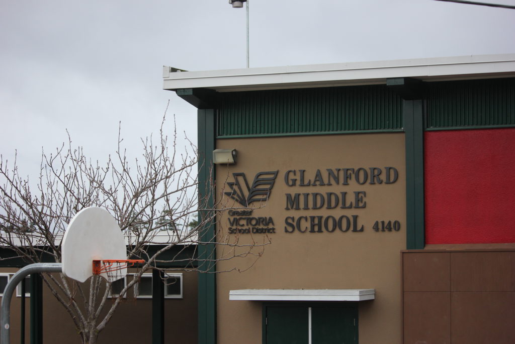 7 Greater Victoria schools added to Island Health COVID-19 exposure list