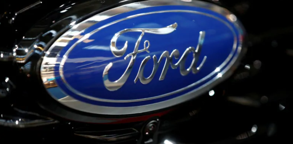 Ford recalling 275,000 vehicles in Canada over airbag deficiencies and tires