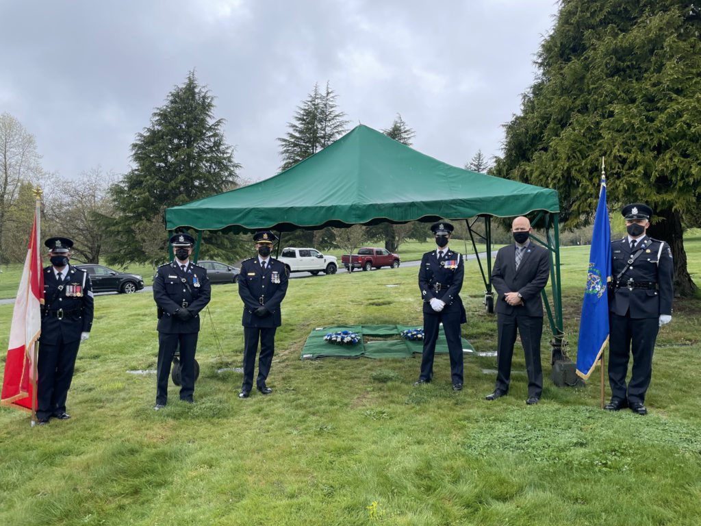 Saanich Police honour officer who died in the line of duty 61 years ago