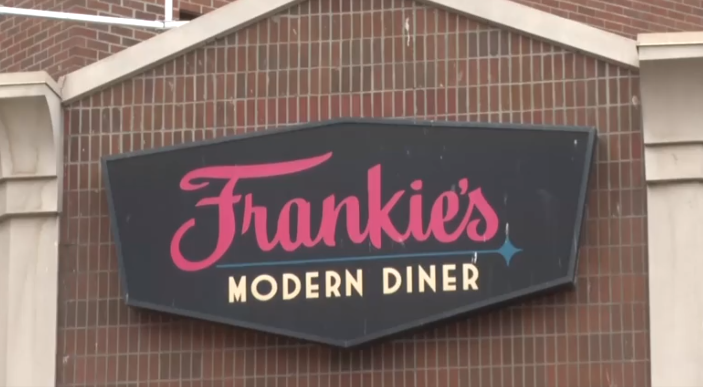 Order Up Frankie's Modern Diner