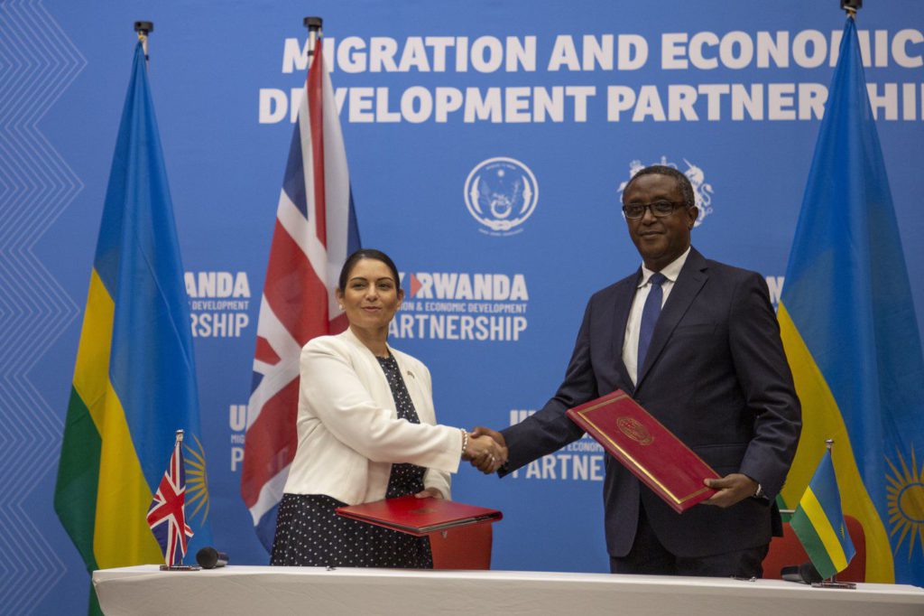 United Kingdom reaches deal to send asylum-seekers to Rwanda