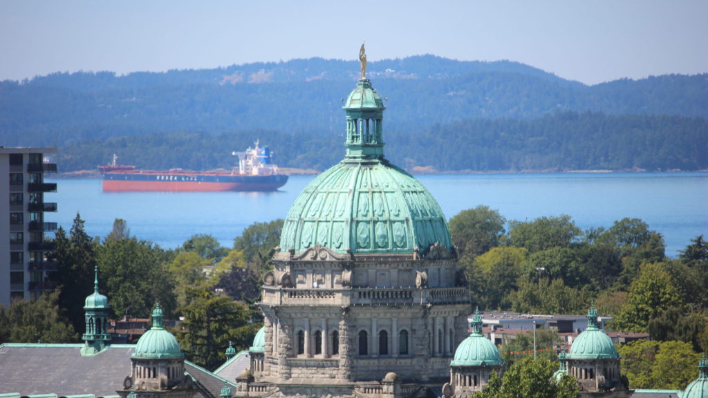 B.C. schools to close, public sector to have day off for Queen Elizabeth II's funeral Monday