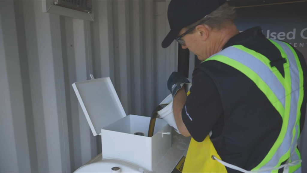 Oil and antifreeze recycling station opens on Pender Island