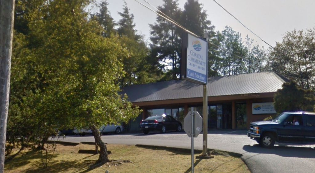 Staffing issues prompt temporary closure of Ucluelet medical lab