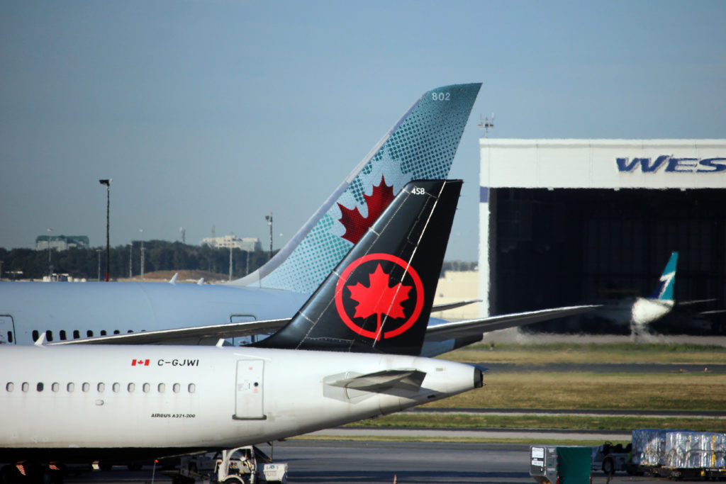 Nearly 2,000 Air Canada flights delayed, cancelled over long weekend