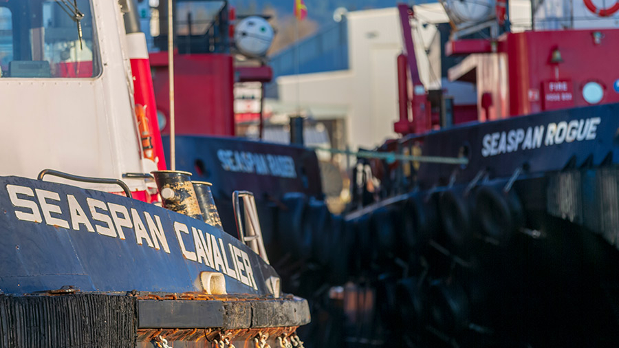 Tugboat workers for Seaspan on picket line in Esquimalt as strike continues