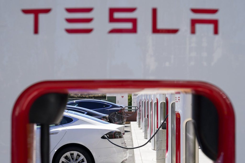 More Tesla Supercharger stations sought for Vancouver Island