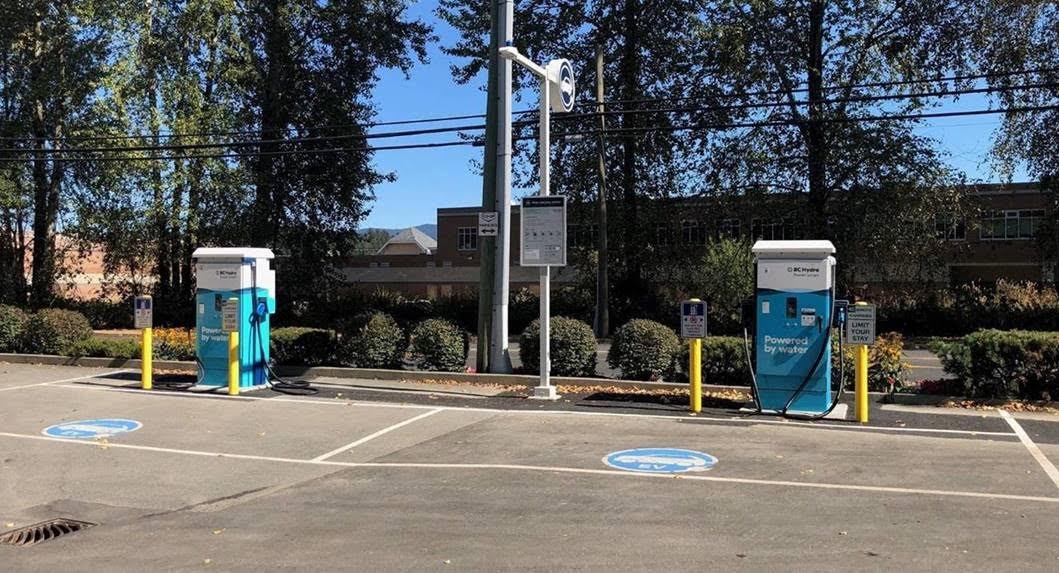 BC Hydro opens electric vehicle fast charging site in Duncan