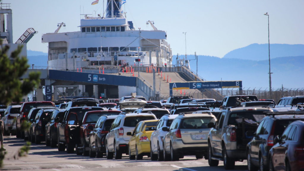 ‘Extremely busy’ sailings between Swartz Bay and Tsawwassen due to major vessel needing repairs