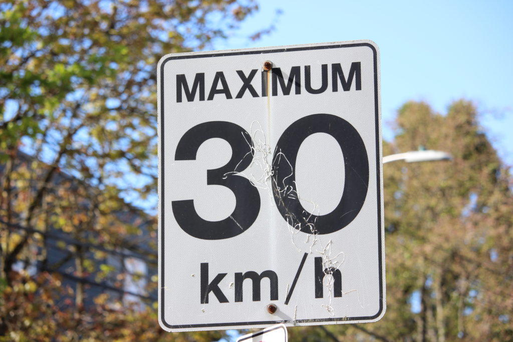 Speed limit to drop to 30 km/h on all local streets in Victoria this spring