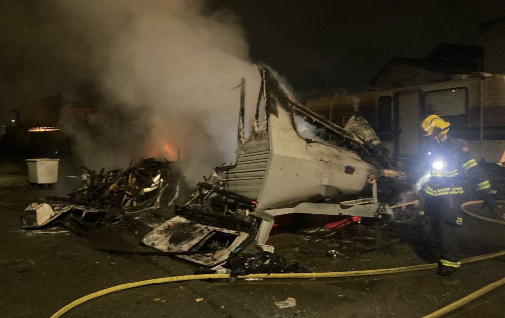 Four people displaced after 'fully involved' fire destroys trailer in Port Alberni: fire chief