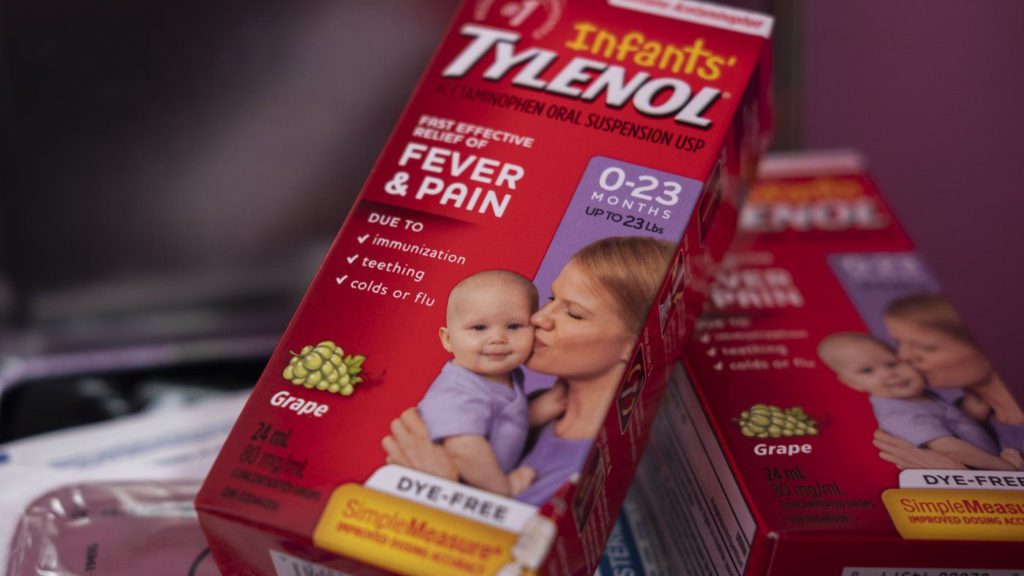 Federal health minister says 1M units of imported kids' pain meds now hitting shelves