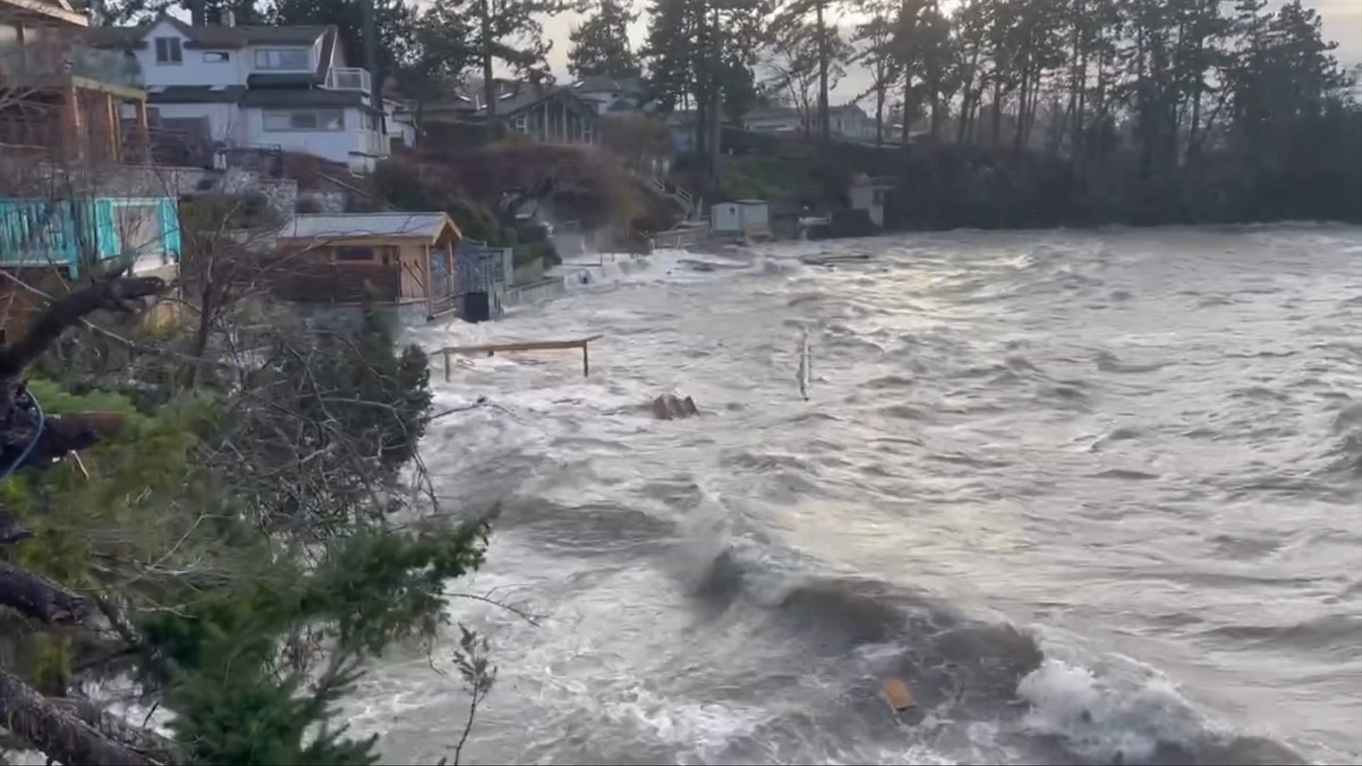 Wind warnings, flood risk issued for parts of Vancouver Island