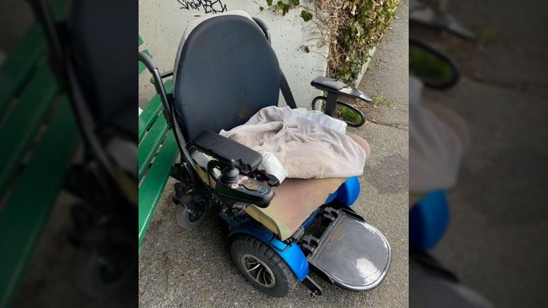 Owner of abandoned scooter, belongings found dead in Oak Bay: police