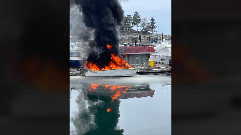 Nanoose Bay boat fire narrowly misses spreading to marina fuel dock