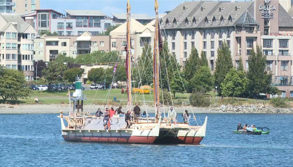 'Learning journey': Hawaiian canoe on four-year trek stops by Victoria