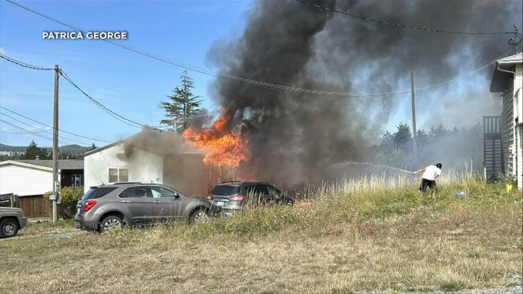 People displaced and trailer, vehicles destroyed in Songhees Nation fire 