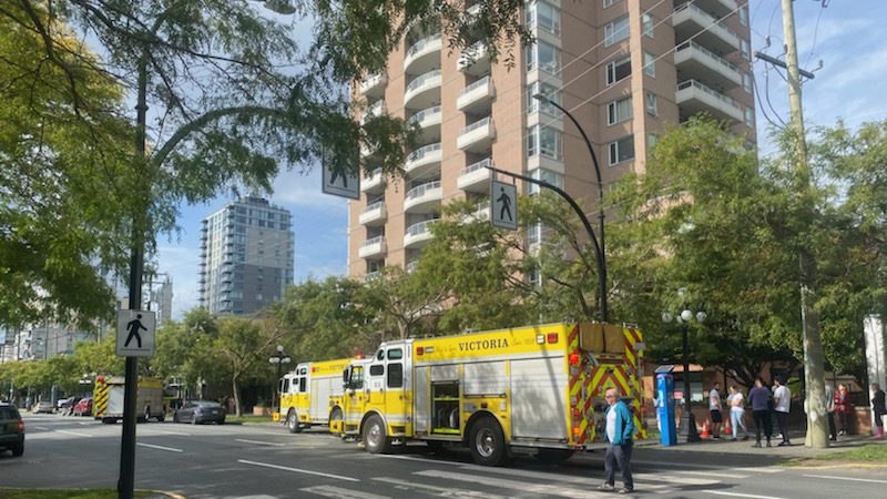 No injuries in balcony fire on Yates Street in Victoria