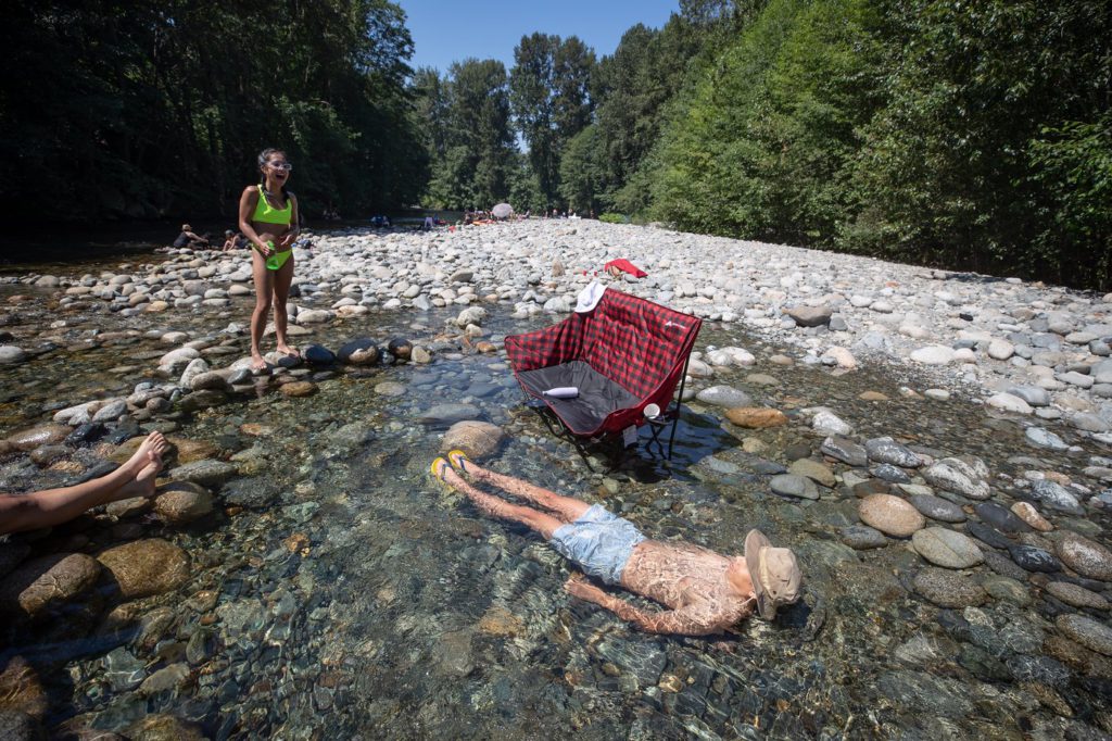 Records could fall in some parts of B.C., as forecast calls for warm Thanksgiving