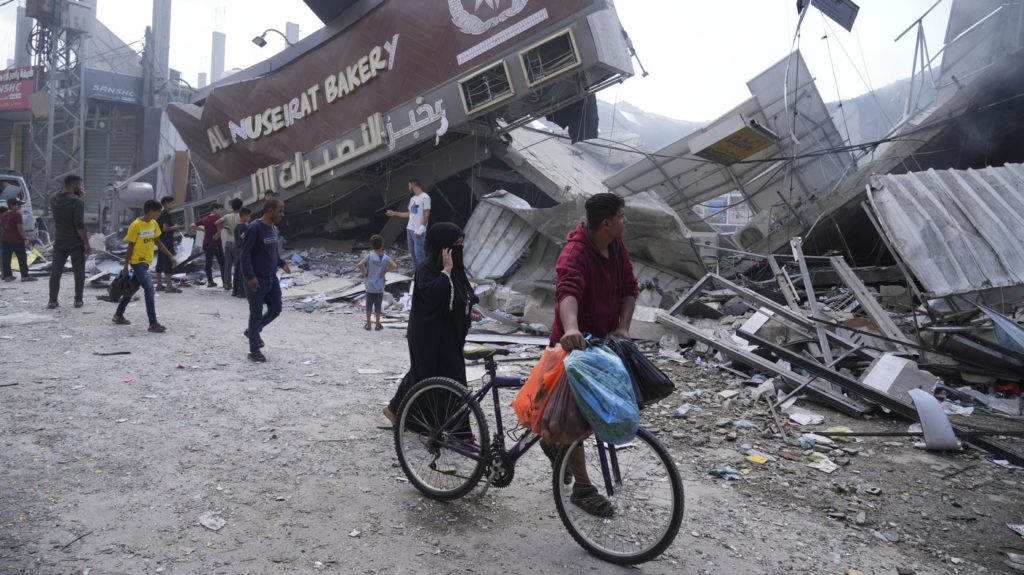 Canadian man with relatives in Gaza says his loved ones are starving, need water