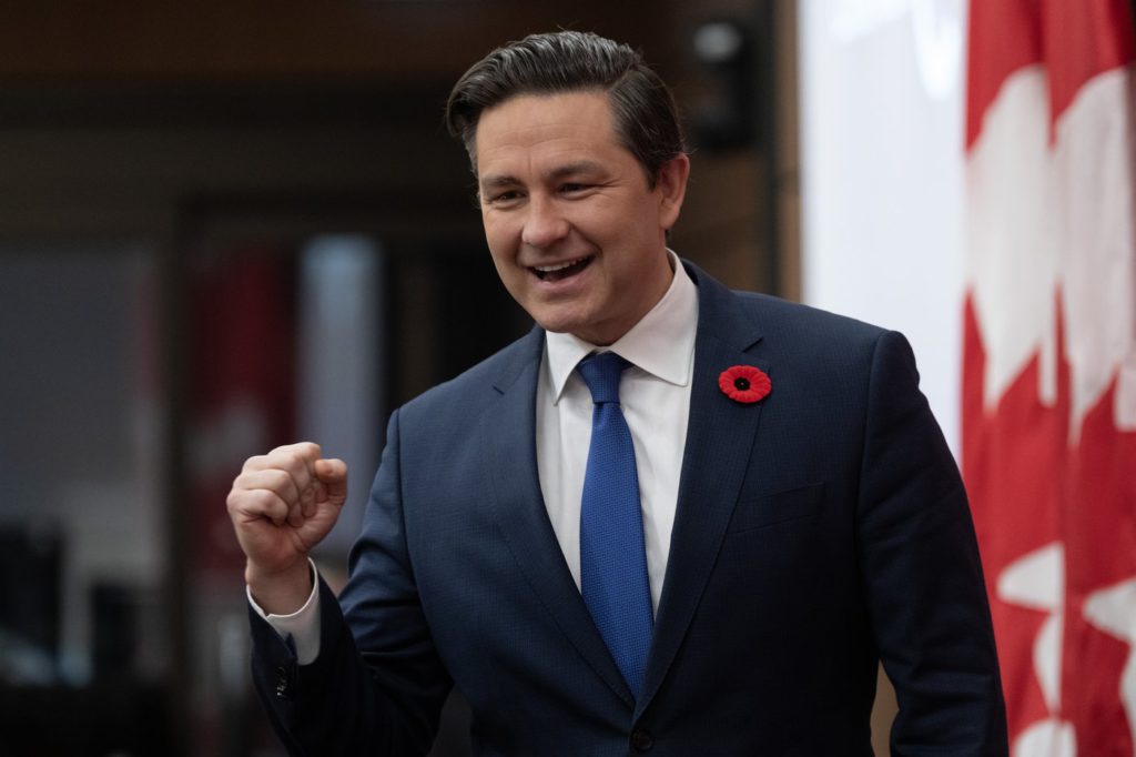 Make the next federal vote a 'carbon tax election,' Poilievre challenges Trudeau