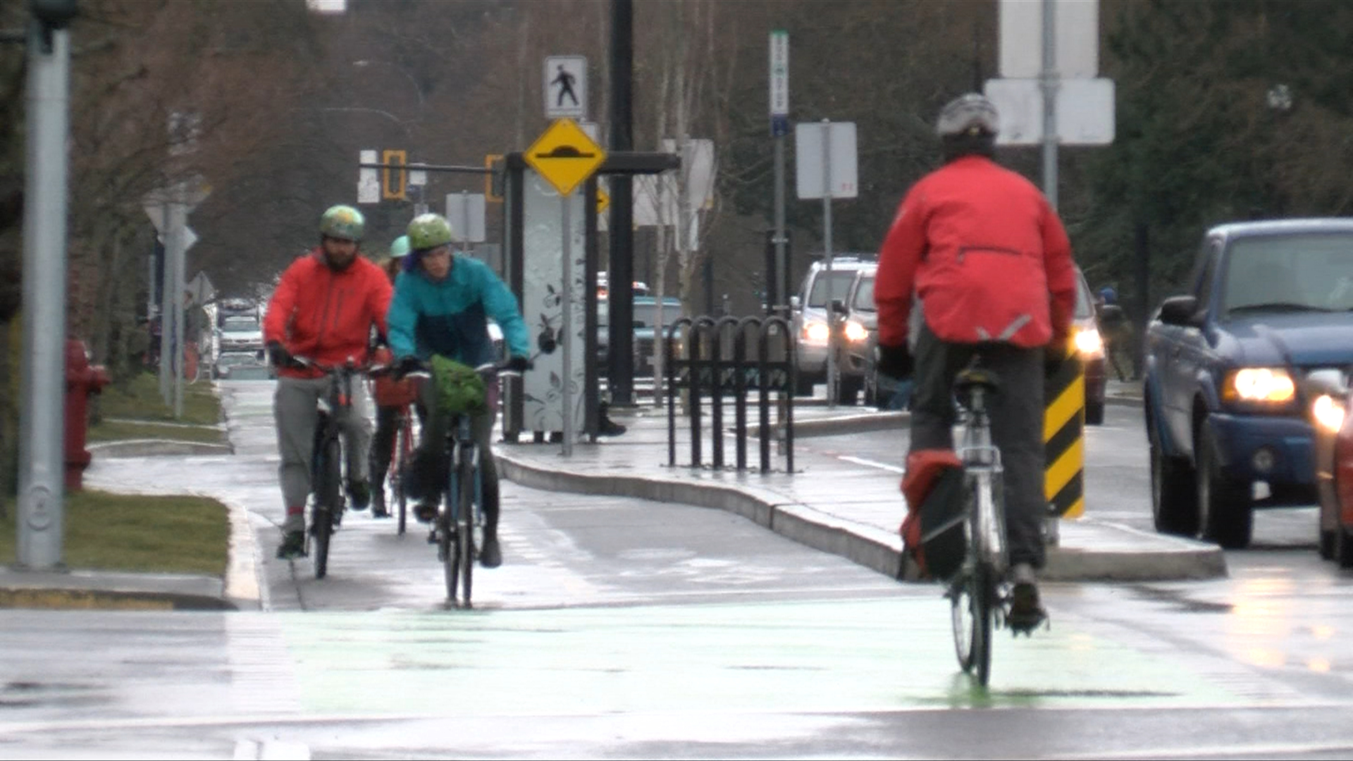 Victoria councillors, advocate for changes to clarify laws for mobility